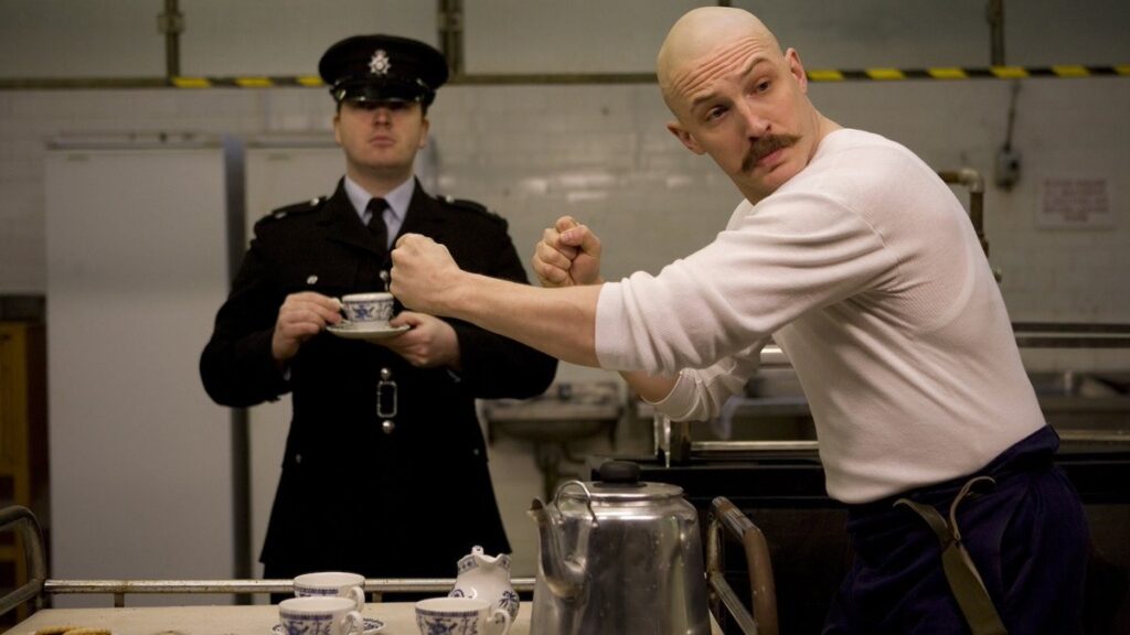 アマプラ 2026年4月 おすすめ映画:ブロンソン